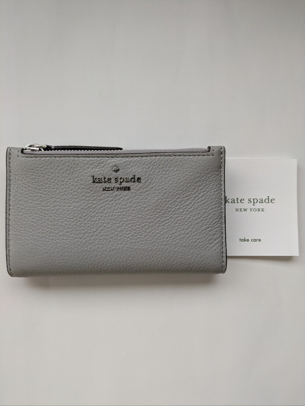 Kate Spade Jackson Small Slim Bifold Gray